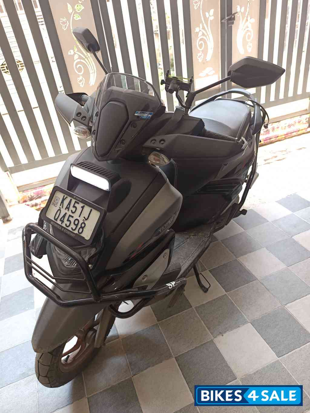 Matt Gray Metallic 3 Yamaha Cygnus Ray ZR Street Rally Matt Gray Metallic 3 Yamaha Cygnus Ray ZR Street Rally