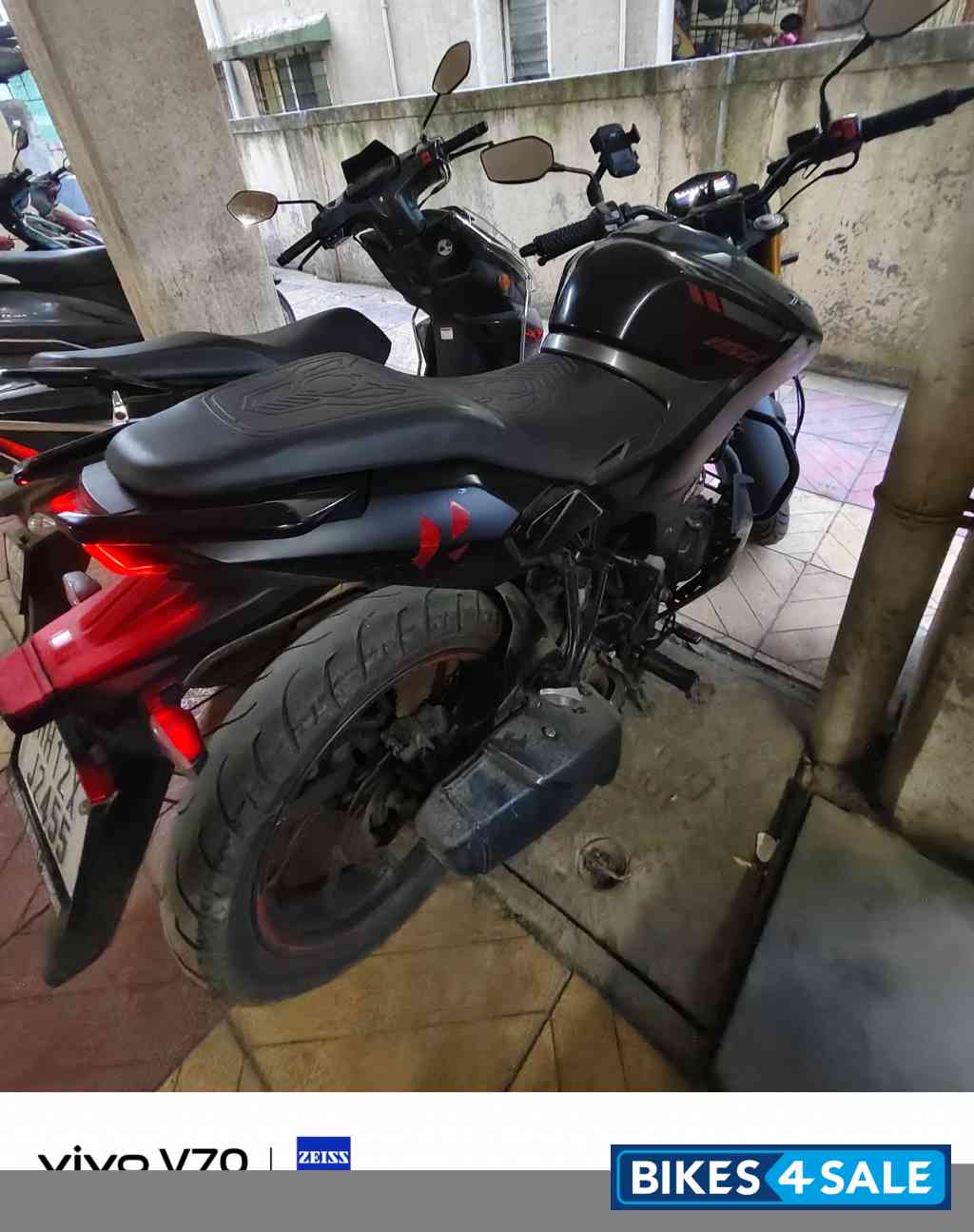 Black Hero Xtreme 160R 2024 Edition