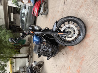 Yezdi Roadster Dark 2022 Model