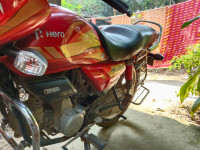 Red Hero HF Deluxe BS6