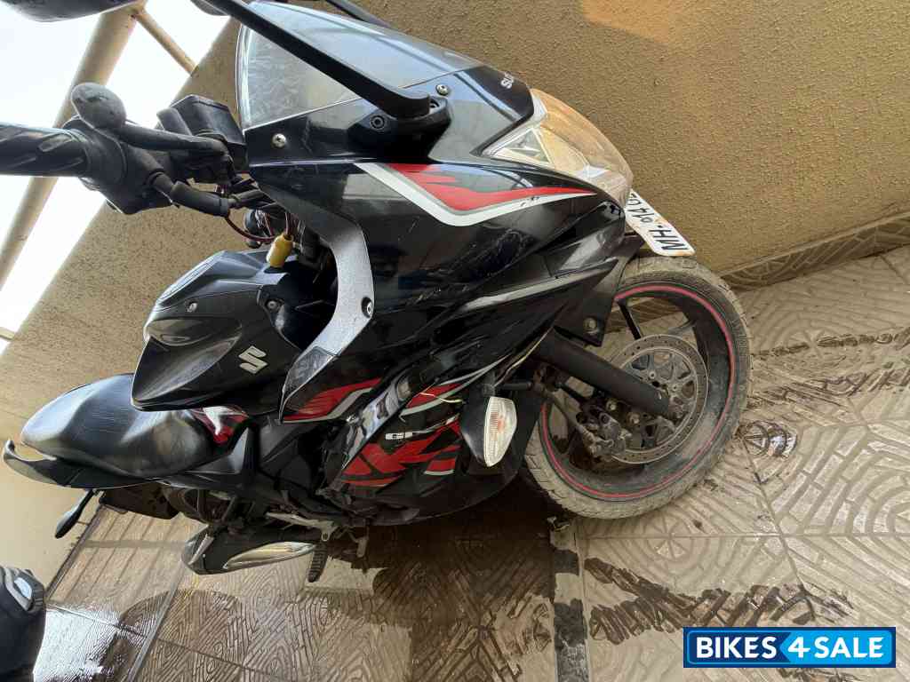Suzuki Gixxer SF Suzuki Gixxer SF