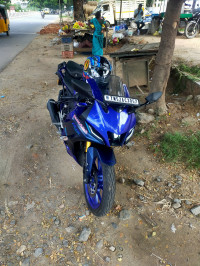 Yamaha R15 V4