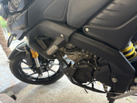 Black Yamaha MT-15 BS6
