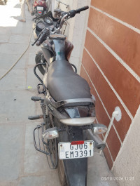 Bajaj Discover 125