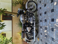 Gunmetal Grey Royal Enfield Classic Gunmetal Grey