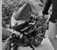 Bajaj Pulsar 220F 2010 Model