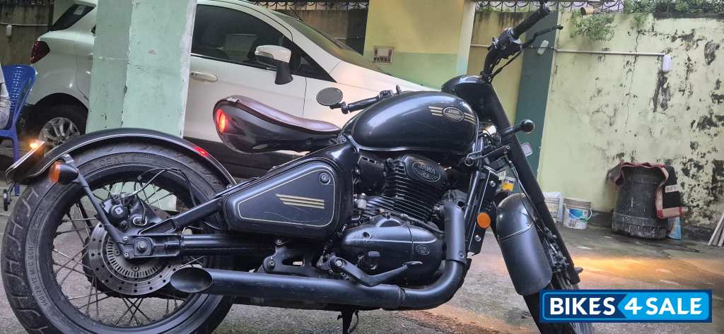 Black Jawa Perak BS6