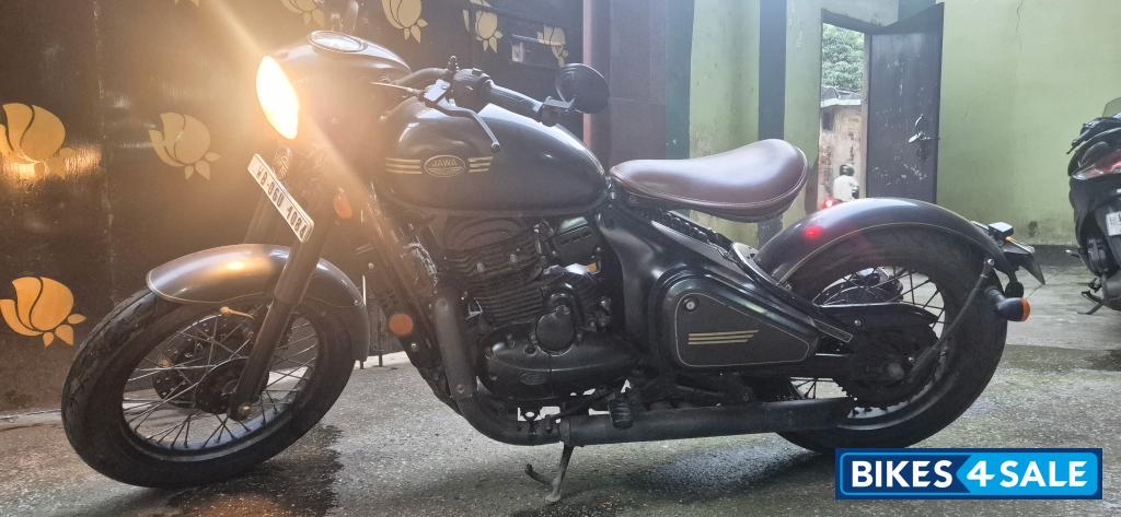 Black Jawa Perak BS6 Black Jawa Perak BS6