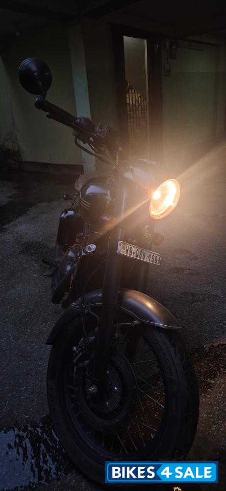 Black Jawa Perak BS6 Black Jawa Perak BS6