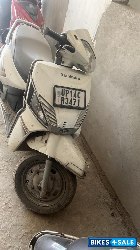 Mahindra Gusto