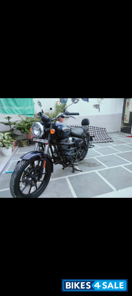 Stellar Blue Royal Enfield Meteor 350 Stellar 2025