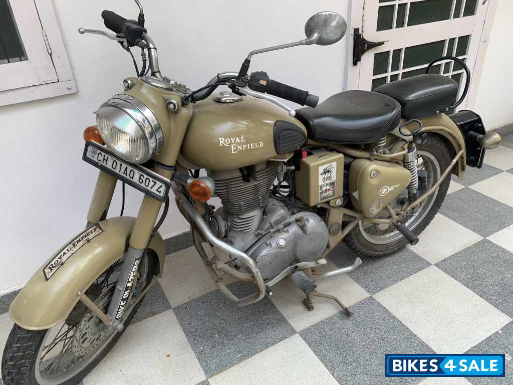 Royal Enfield Classic Desert Storm