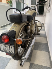 Royal Enfield Classic Desert Storm
