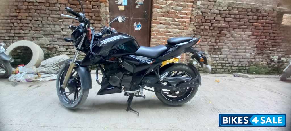 TVS Apache RTR 200 4V TVS Apache RTR 200 4V