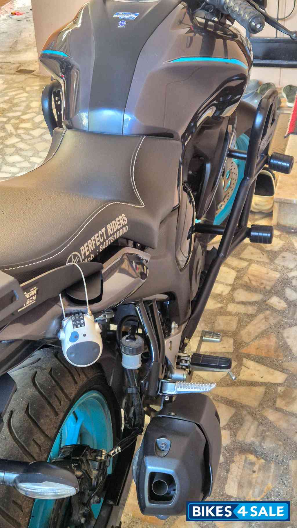 Yamaha FZ-S FI Hybrid Yamaha FZ-S FI Hybrid