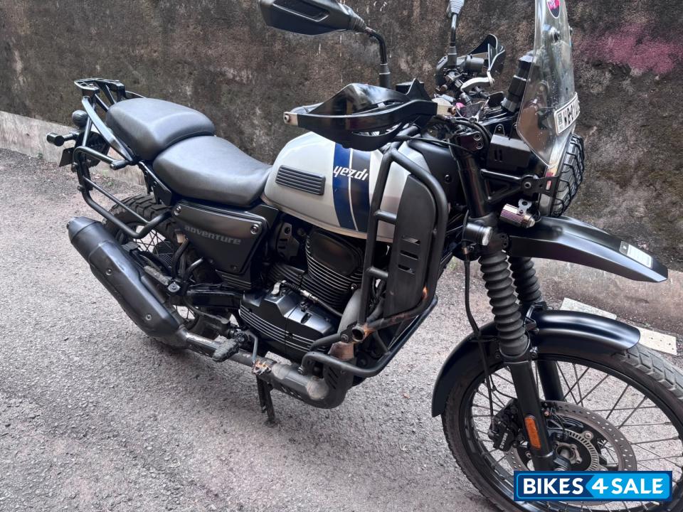 Slick Silver Yezdi Adventure Matte