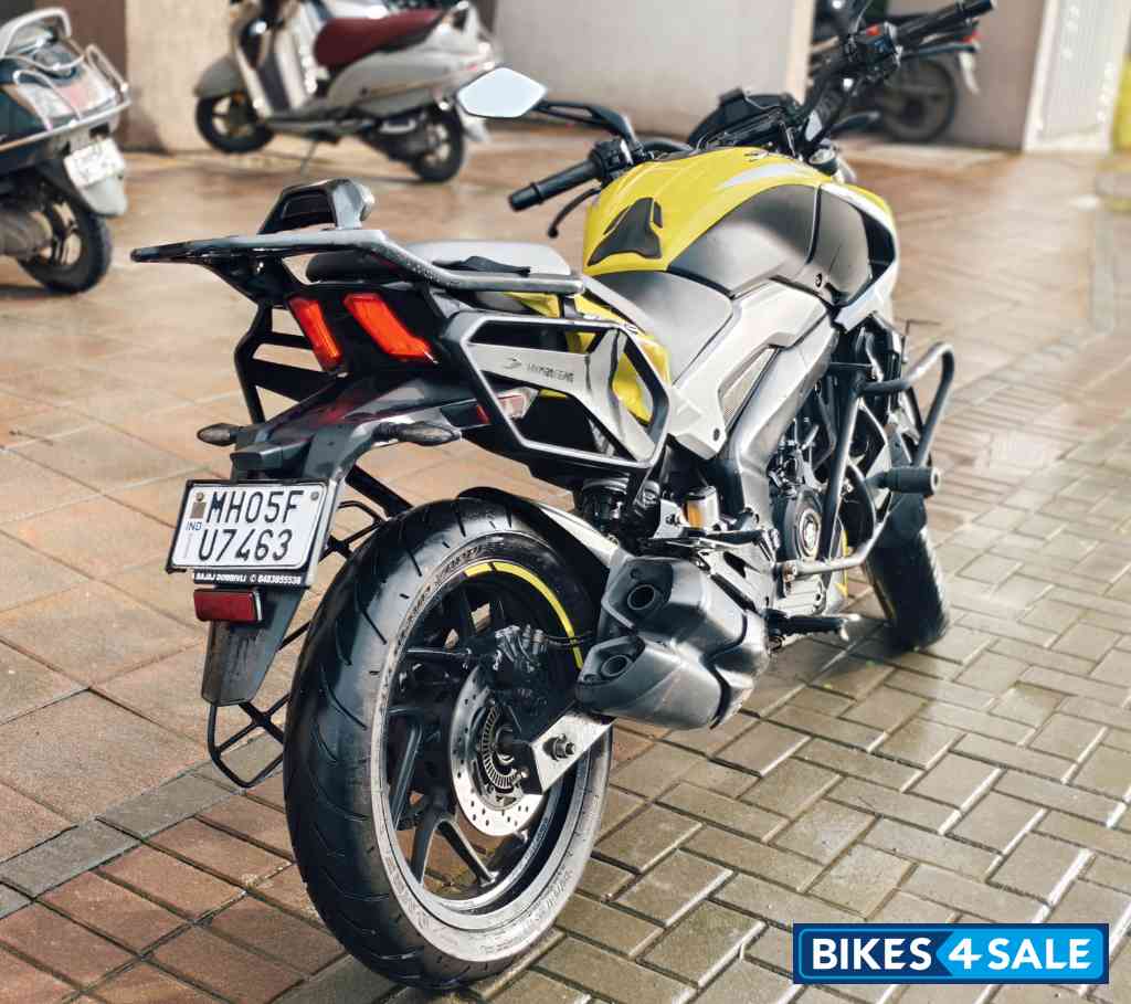 Bajaj Dominar 250 2025
