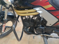 Black Mahindra Centuro Rockstar