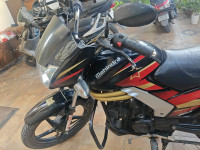 Black Mahindra Centuro Rockstar