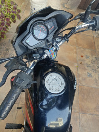 Black Mahindra Centuro Rockstar