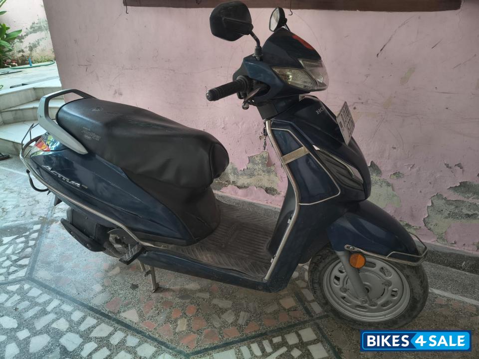 Blue Metallic Honda Activa 6G Dlx Blue Metallic Honda Activa 6G Dlx