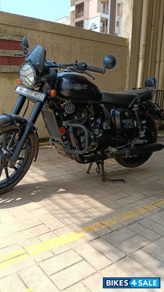 Jawa 42 Dual Channel ABS AllStar Black Jawa 42 Dual Channel ABS AllStar Black