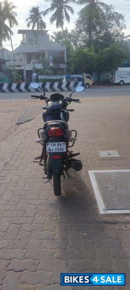 Blue Honda Livo 110