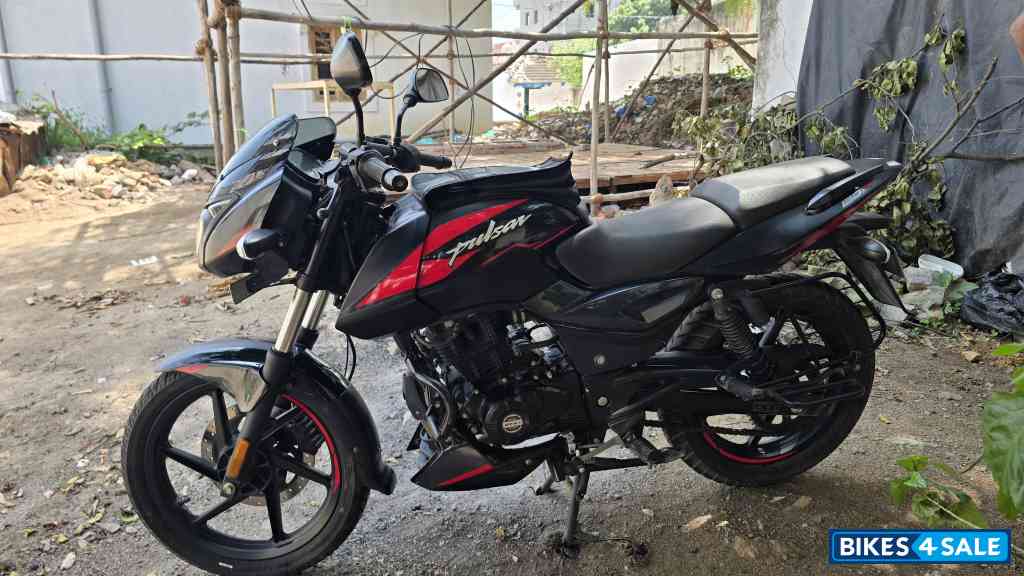 Matt Sparkle Black Red Bajaj Pulsar 150 Twin Disc BS6 Matt Sparkle Black Red Bajaj Pulsar 150 Twin Disc BS6