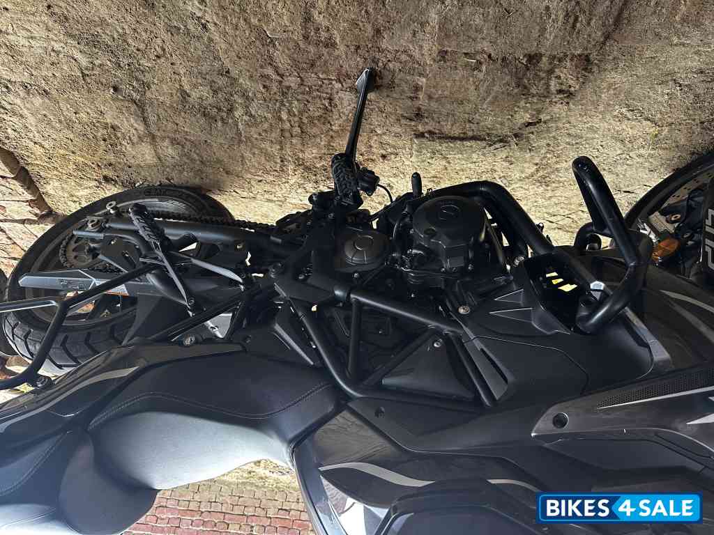 Benelli TRK 502 Benelli TRK 502