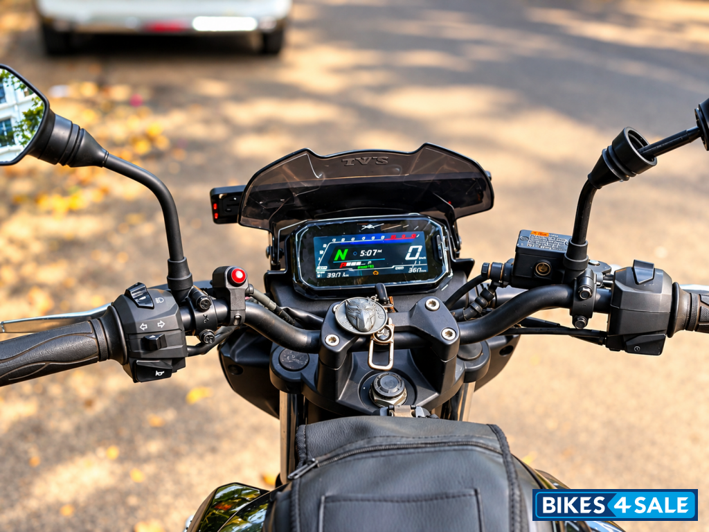 Black TVS Raider Black Panther Edition Black TVS Raider Black Panther Edition