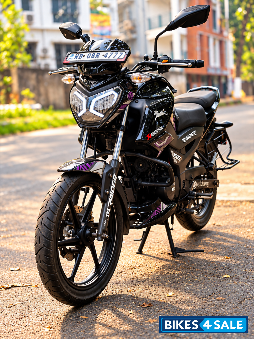 Black TVS Raider Black Panther Edition Black TVS Raider Black Panther Edition
