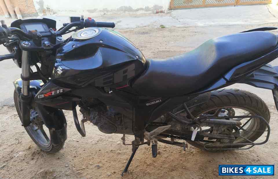 Suzuki Gixxer 150