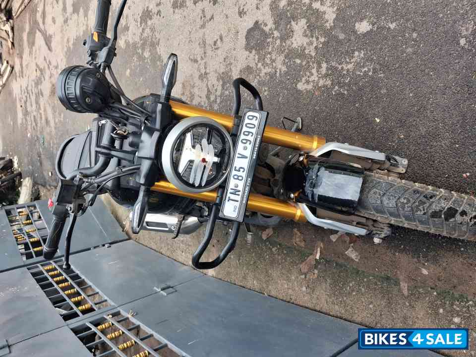 TVS Ronin SS TVS Ronin SS