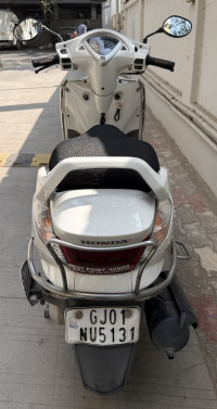 White Honda Aviator