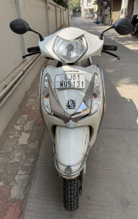 White Honda Aviator