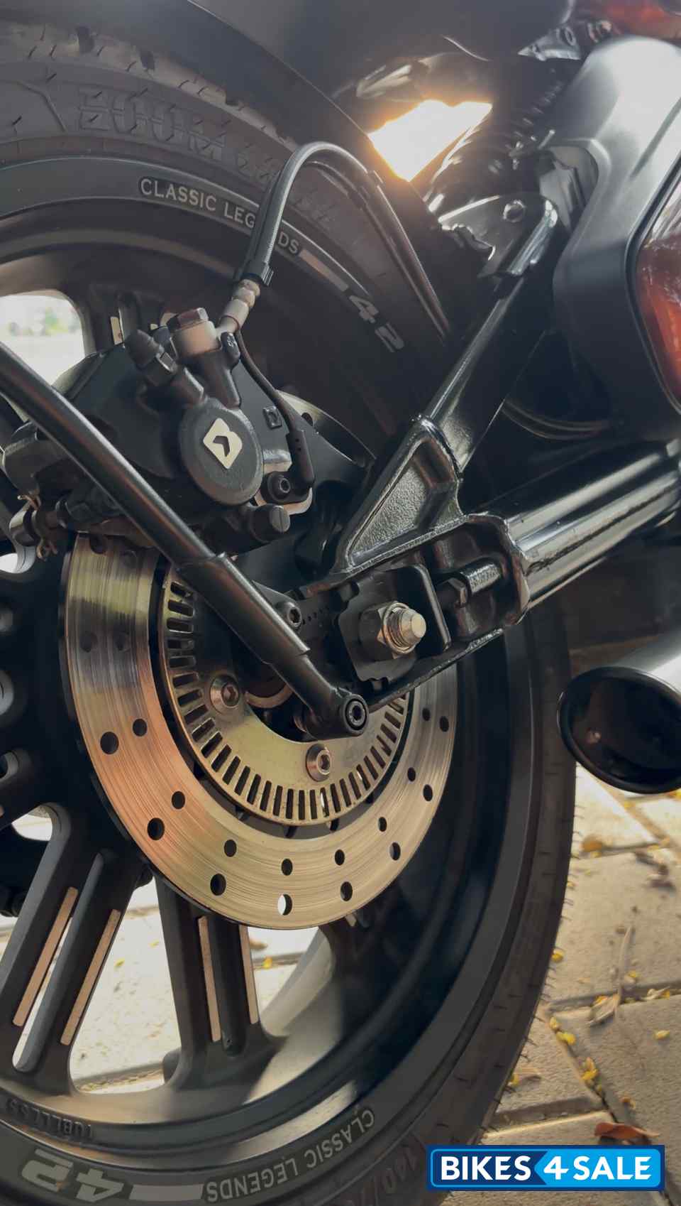 Mystic Copper Jawa 42 Bobber Black Mirror Mystic Copper Jawa 42 Bobber Black Mirror