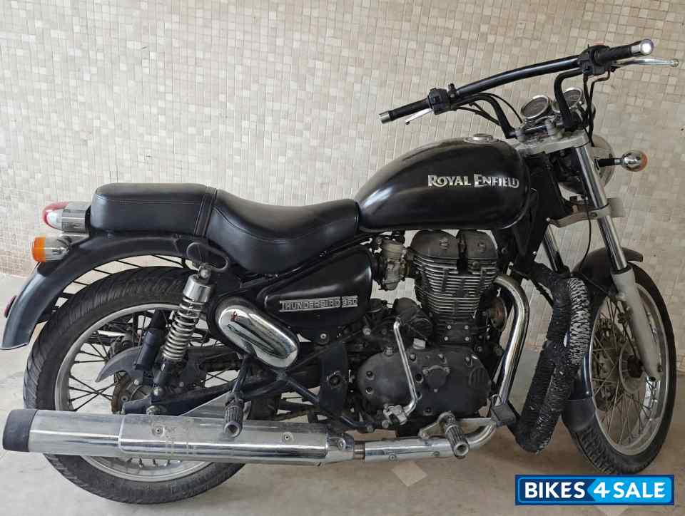 Black Royal Enfield Thunderbird TwinSpark 350 Black Royal Enfield Thunderbird TwinSpark 350