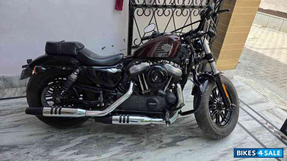 Cheery Harley Davidson Forty-Eight