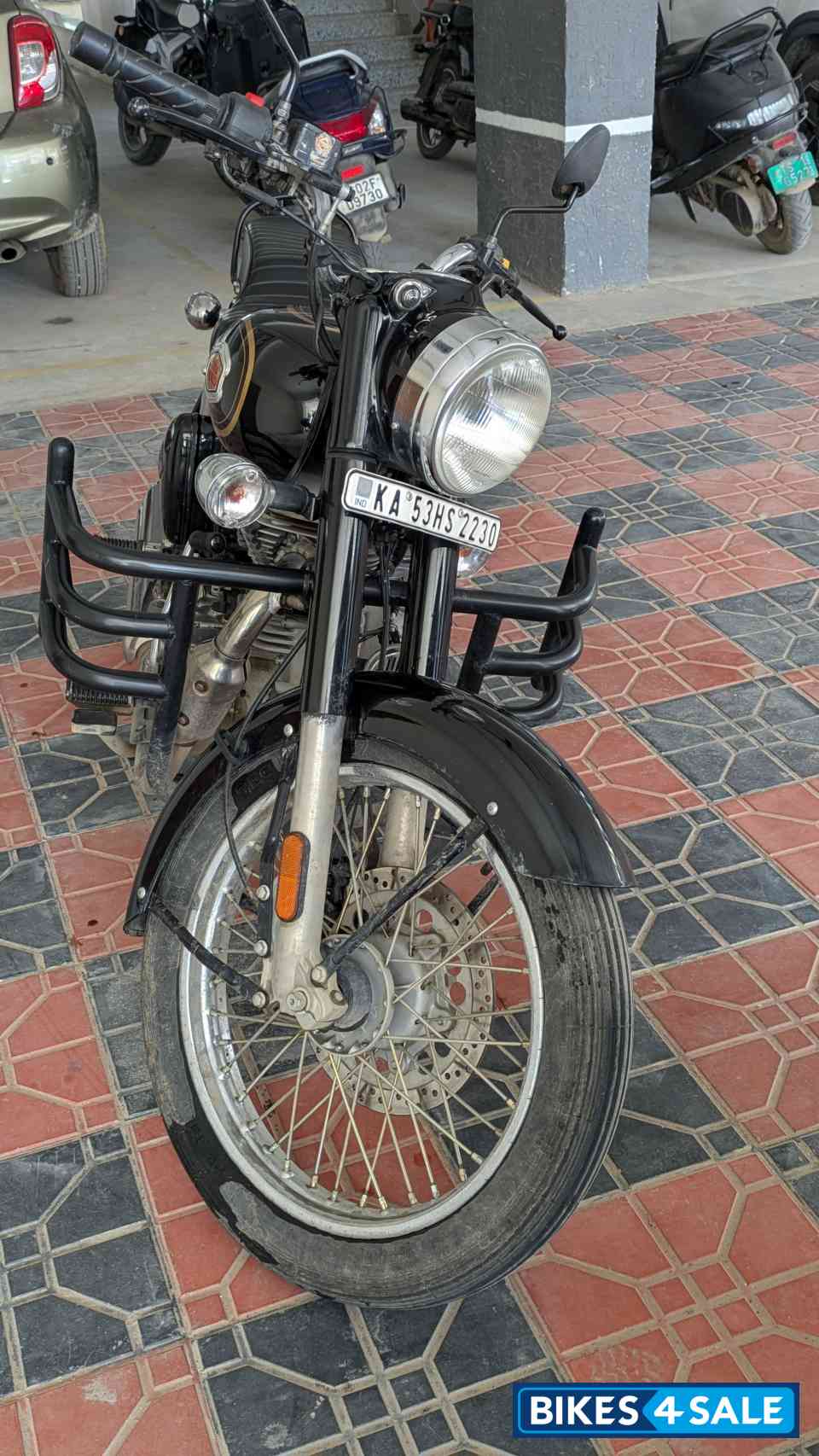 Black Royal Enfield Bullet Standard 350 Black Royal Enfield Bullet Standard 350