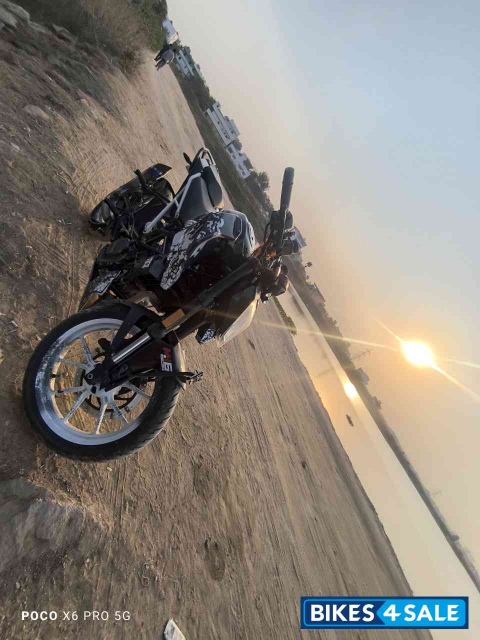 White KTM Duke 200 ABS