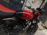 Rebel Red And Black Royal Enfield Hunter 350 Metro