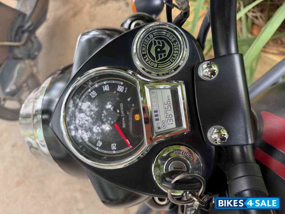 Royal Enfield Classic 350 Royal Enfield Classic 350