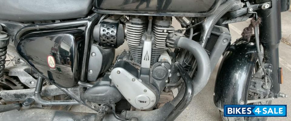 Black BSA Gold Star 650