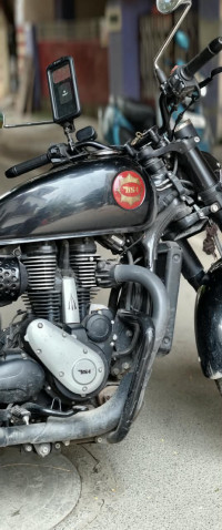 Black BSA Gold Star 650