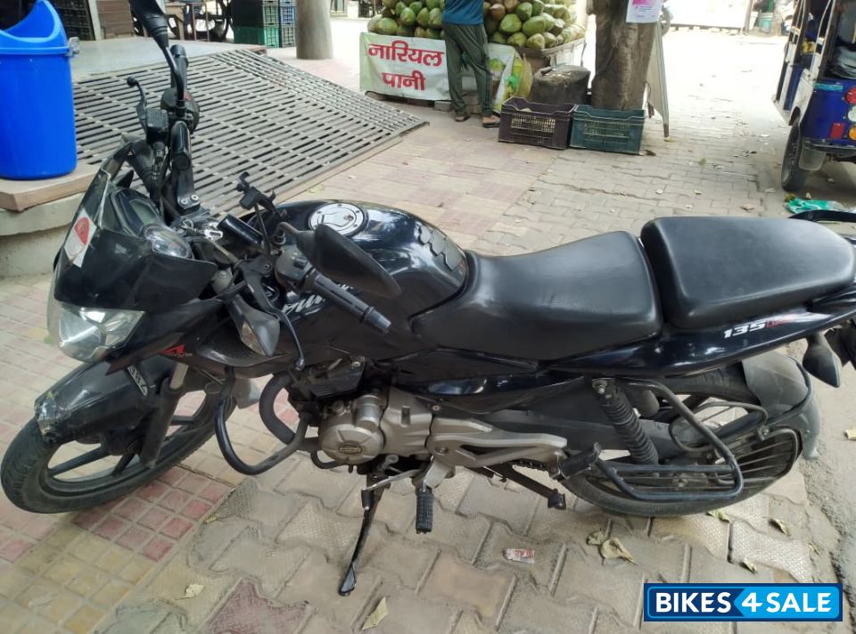 Bajaj Pulsar 135LS