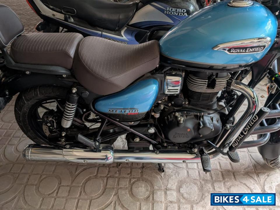 Blue Royal Enfield 2022 Meteor 350 Blue Royal Enfield 2022 Meteor 350