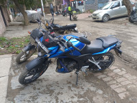 Glossy Caribean Blue Bajaj Pulsar P150 Twin Disc Split Seat
