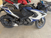 Bajaj Pulsar RS 200 ABS  Model