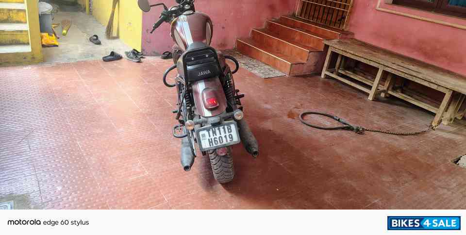 Jawa 42 Dual Channel ABS Cosmic Carbon Jawa 42 Dual Channel ABS Cosmic Carbon