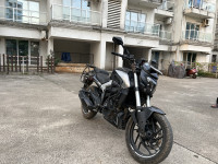 Black Bajaj Dominar 250